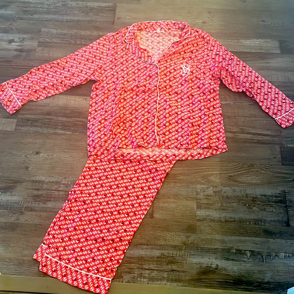 VS PJ Set